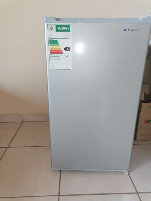 Fridges & Freezers Blaupunkt BF 9401 93 Litre small fridge was sold